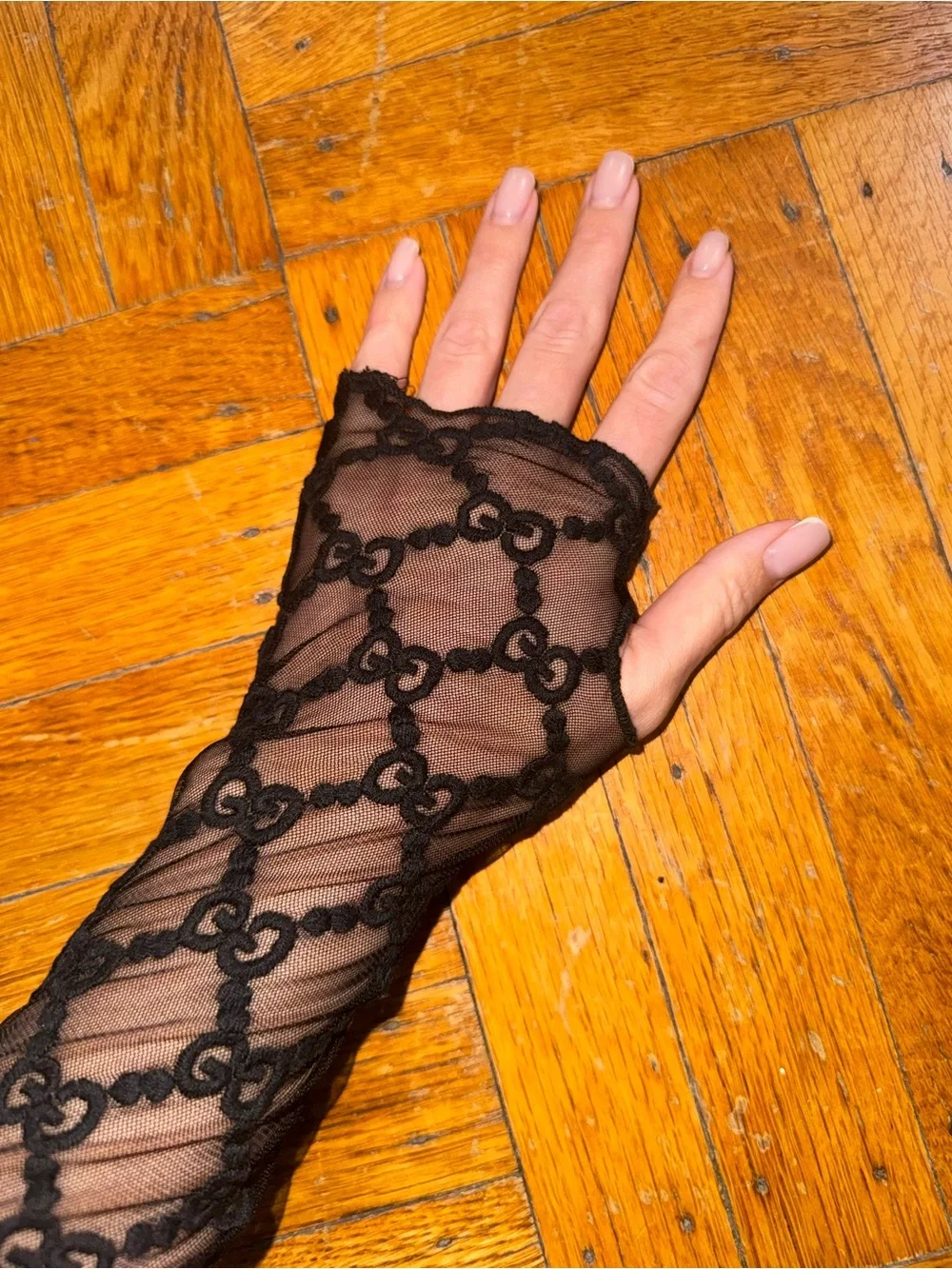 Gucci Black Long-Sleeve Lace Mesh Top - Picture 5 of 12